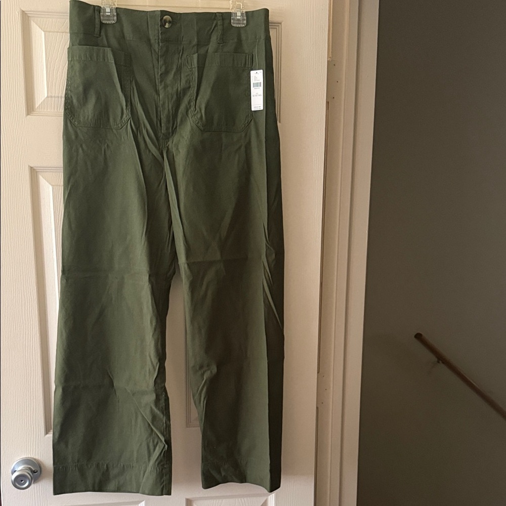 Women’s Green Pants